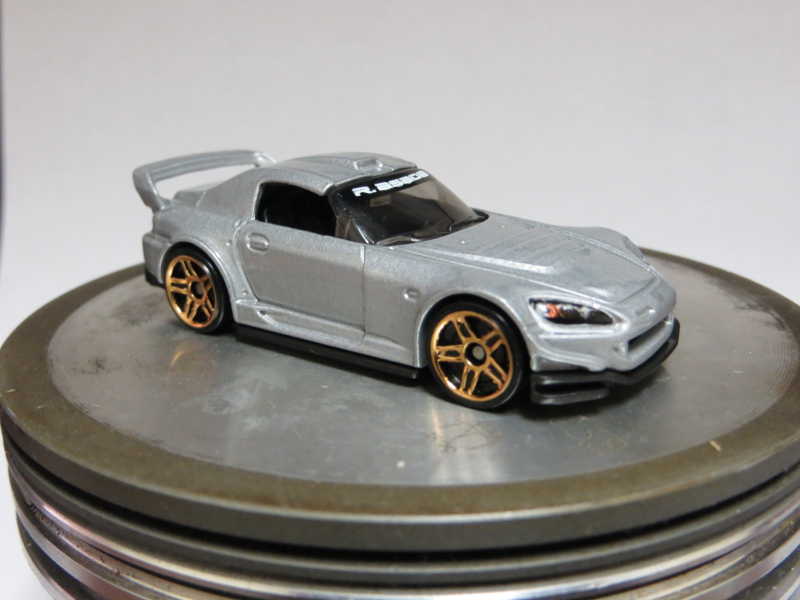Illustration for article titled Official Hot Wheels Exchange version 2.0